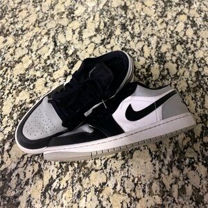 Jordan 1 Low White Black Grey Size 7 Men